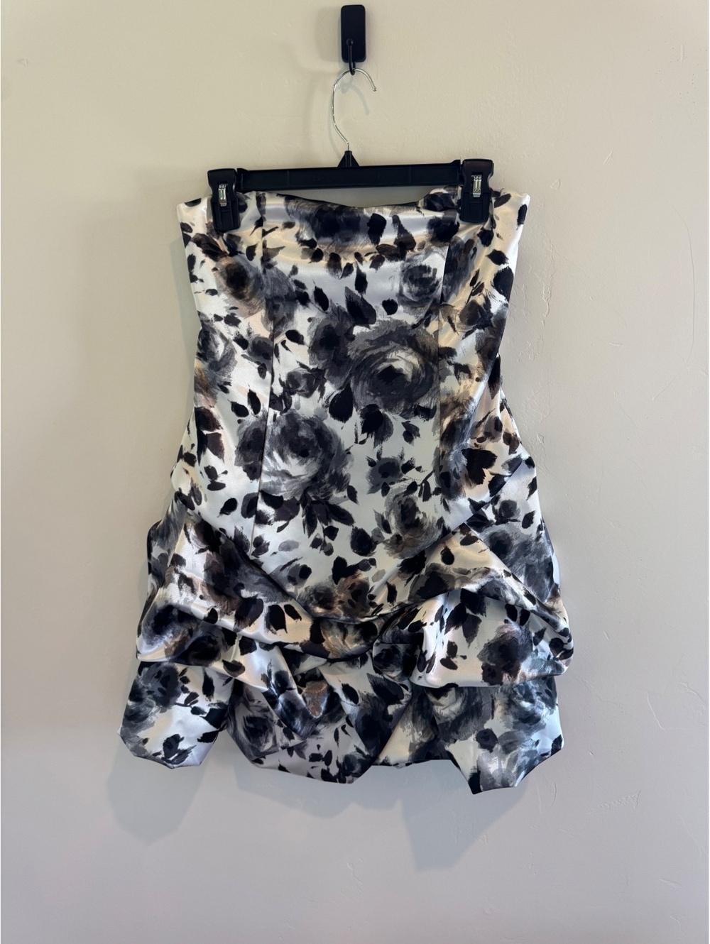 Teeze Me Floral Ruffle Strapless Mini Dress Size 7 Black White Formal Party